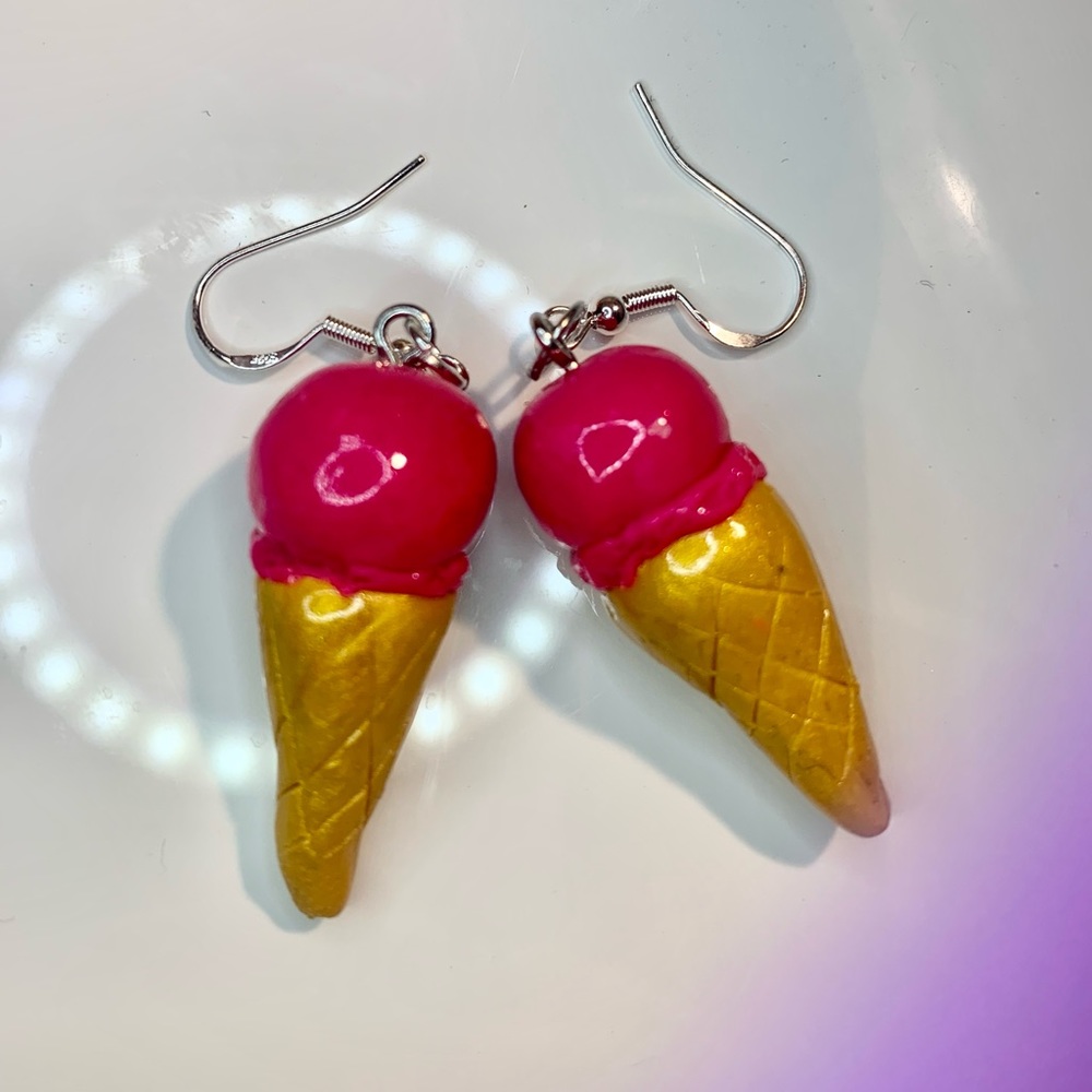 Pair of Ice Cream Earrings, PINK